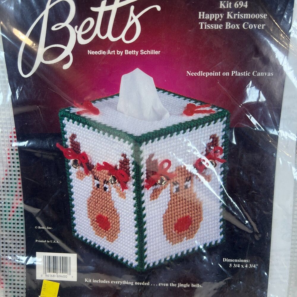 Plastic Canvas Tissue Box Needlepoint Reindeer Kit New Unopened Complete - Picture 2 of 3